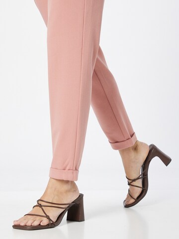 Slimfit Pantaloni 'Maya' di VERO MODA in rosa