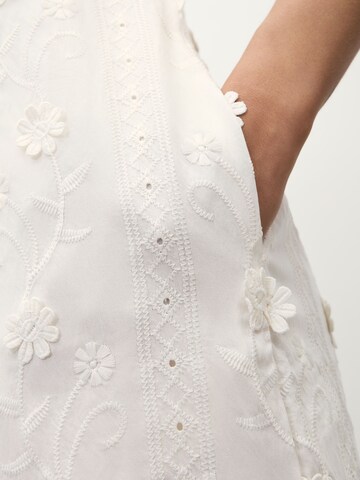 Rochie de la Next pe bej