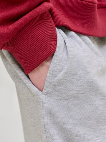 JACK & JONES Loosefit Shorts in Grau