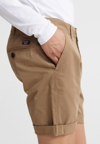 Superdry Regular Shorts in Braun