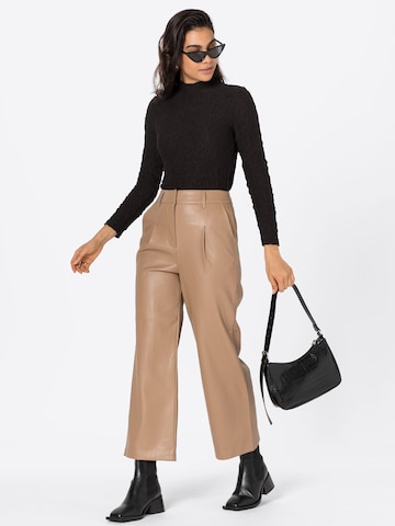 River Island Flared Pleat-front trousers in Brown