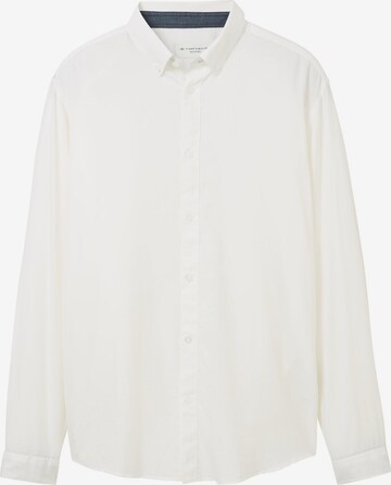 Coupe regular Chemise TOM TAILOR en blanc : devant