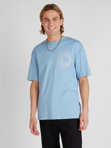 Calvin Klein Jeans Loosefit T-shirt i blå: framsida