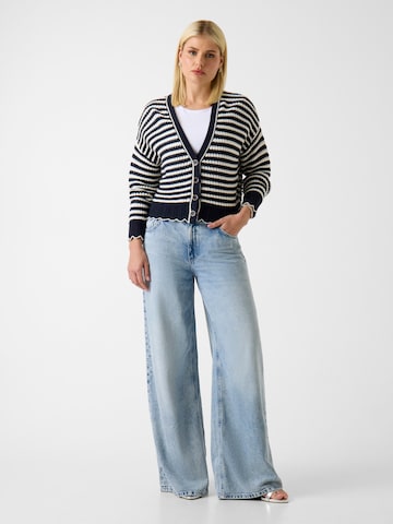 GUESS Gebreid vest 'AMBER' in Blauw: voorkant