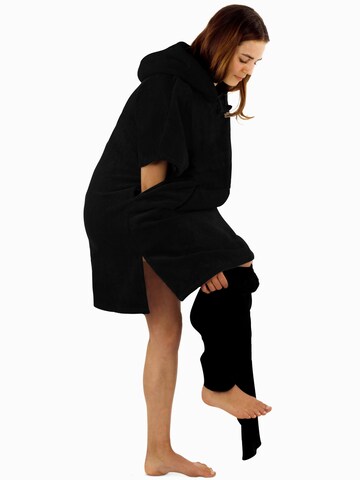 normani Short Bathrobe in Black