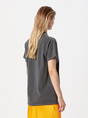 T-shirt 'Phoenix' Warehouse en gris