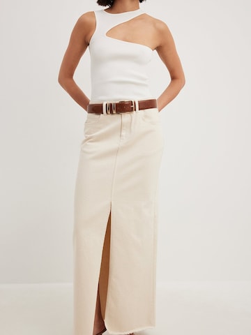 NA-KD Skirt in White: front