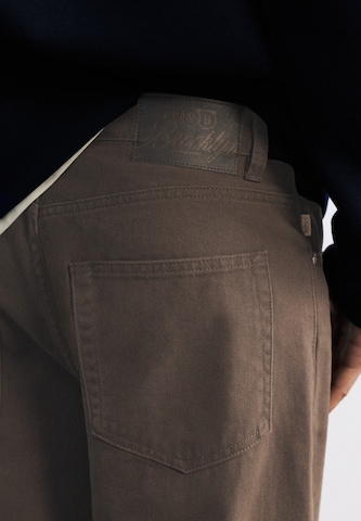 Pull&Bear regular Bukser i brun