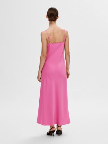 Robe SELECTED en rose