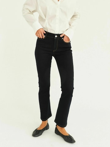 Pieszak Regular Farkut ' NOOS-Jelena ' värissä sininen: etupuoli