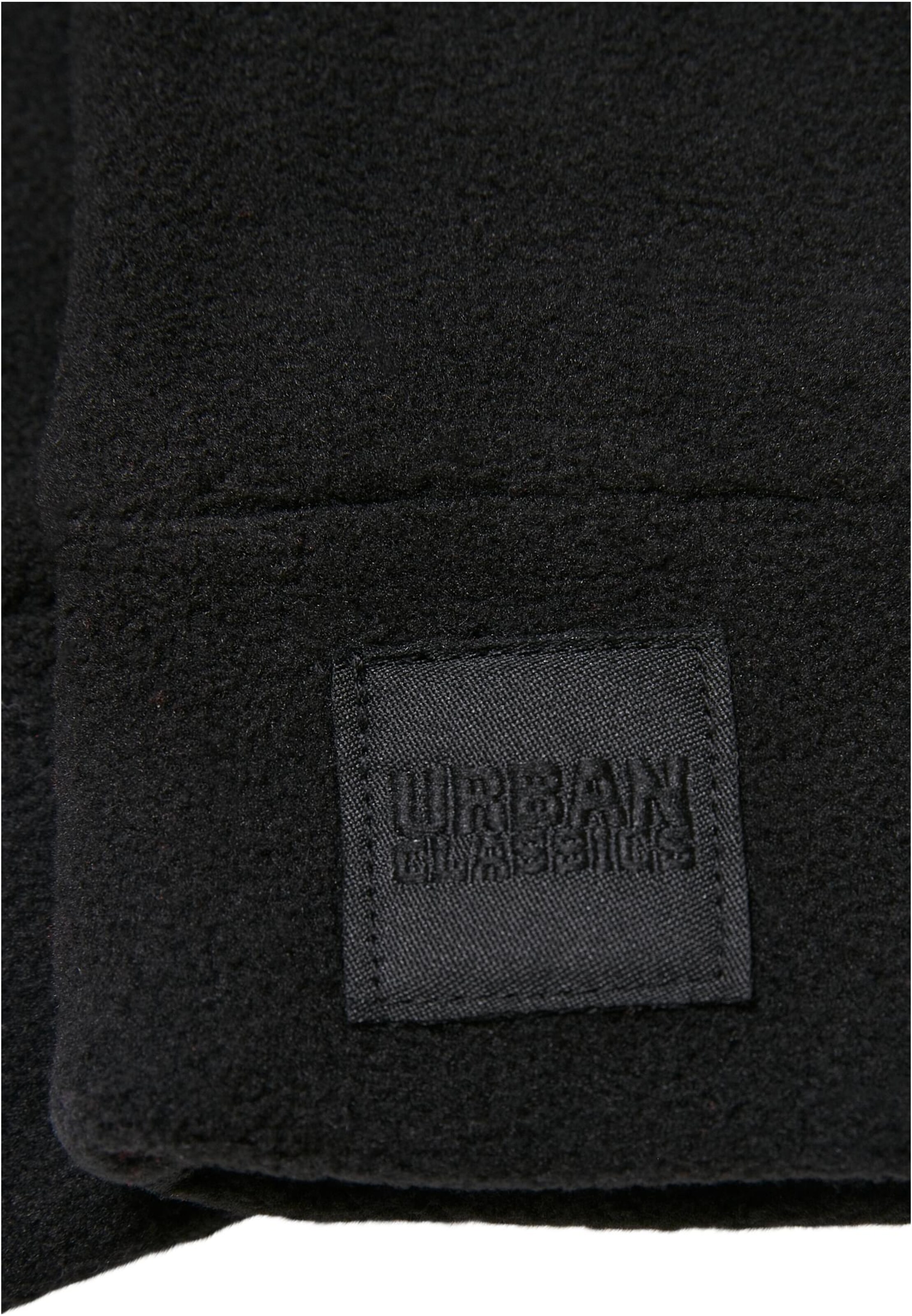 Set de la Urban Classics pe negru