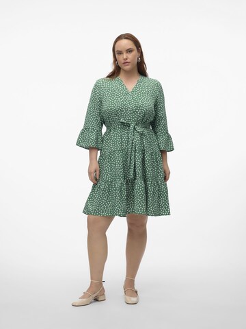 Vero Moda Curve Jurk 'ZERA' in Groen: voorkant