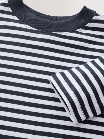 Next - Camiseta en negro