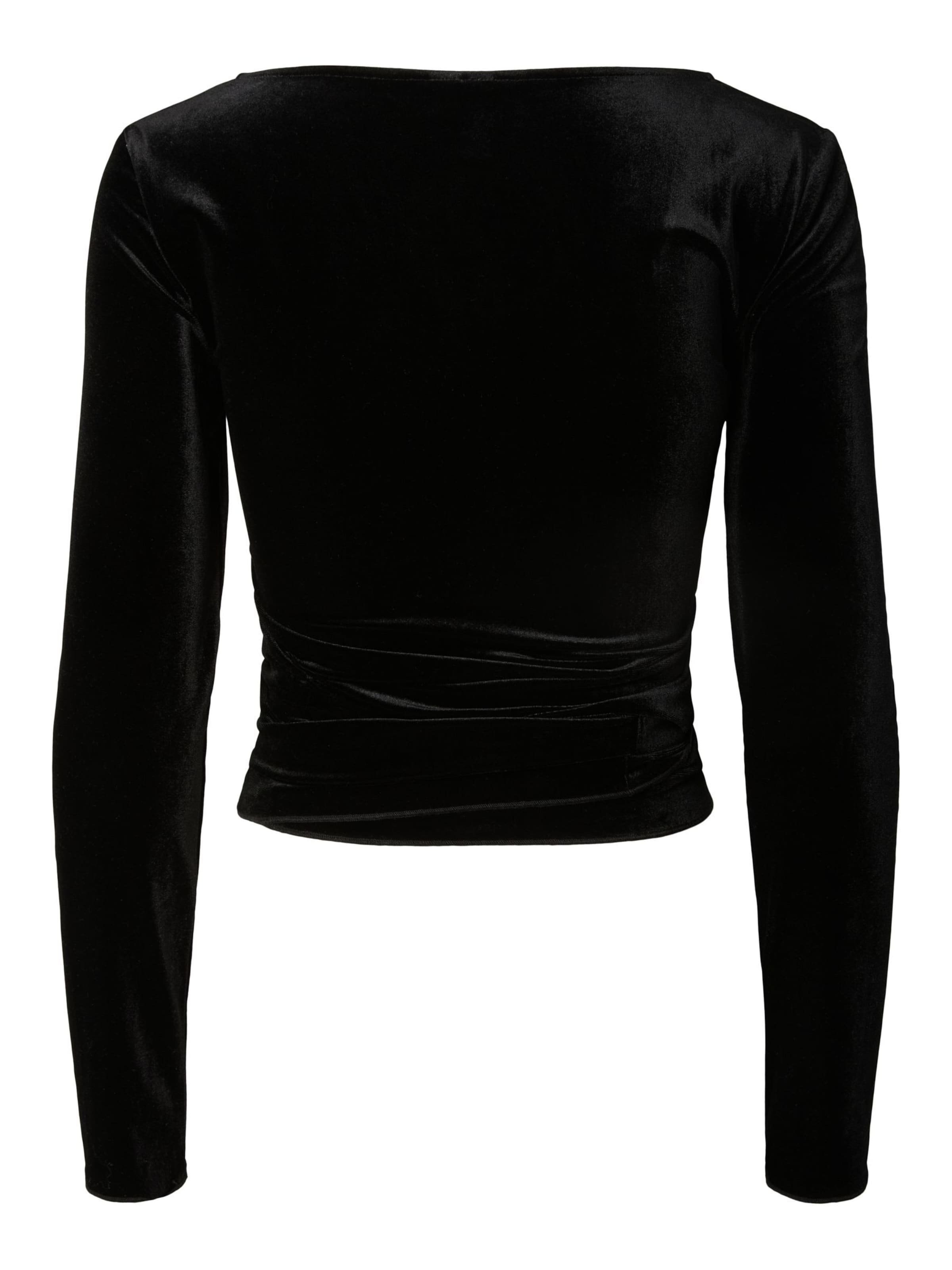 PIECES - Top 'PCROYA' en negro
