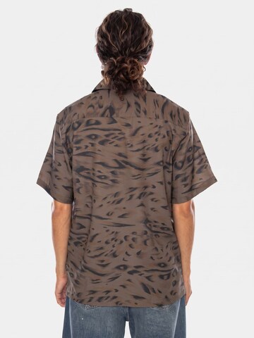 Comfort fit Camicia 'TRAVON' di Carhartt WIP in marrone
