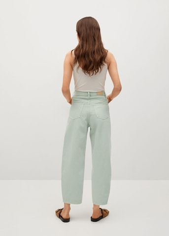 MANGO Regular Jeans 'Antonela' in Grün