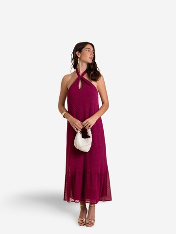 THE-ARE Jurk in Rood: voorkant
