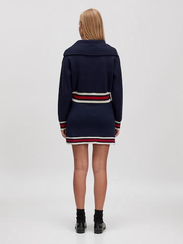 EDITED Sweater 'Zadie' in Blue