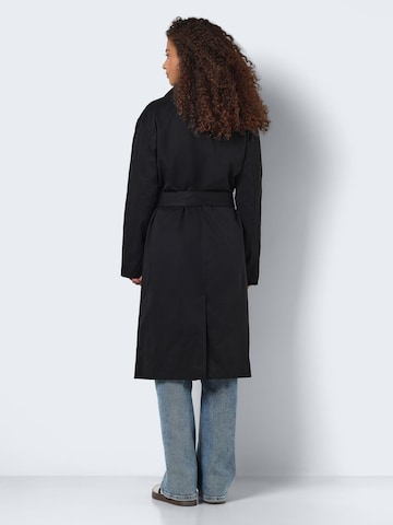 Manteau mi-saison 'MANYA' Noisy may en noir