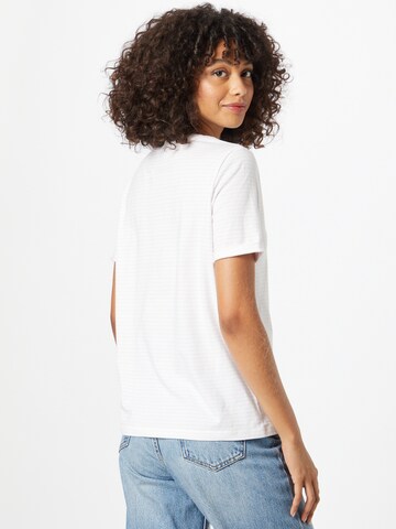 T-shirt 'Ria' PIECES en blanc