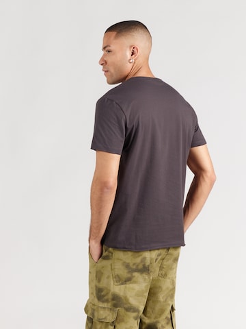 AMPLIFIED Shirt 'MOTORHEAD - GOLD CREST 50TH' in Grijs