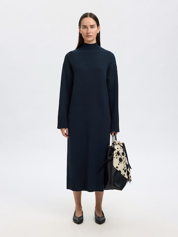 SELECTED Knitted dress 'SLFKAMMA' in Blue