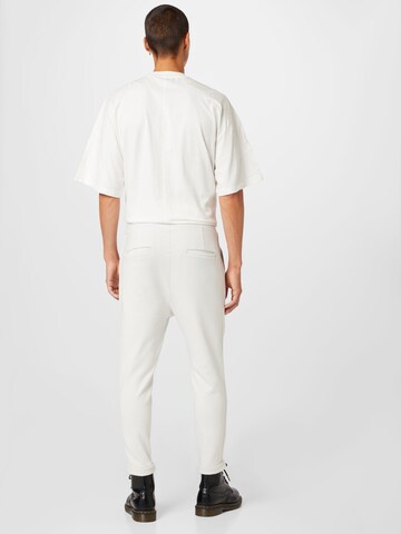 Tapered Pantaloni di Elias Rumelis in bianco