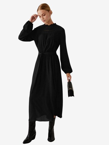 Robe Marks & Spencer en noir