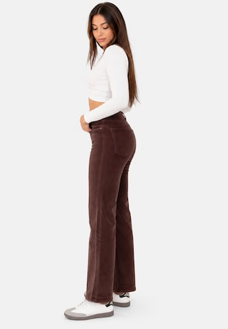 Regular Pantalon Elara en marron