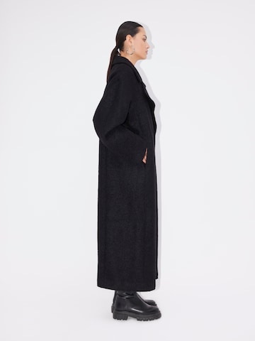 LeGer by Lena Gercke Between-Seasons Coat 'Giana' in Black