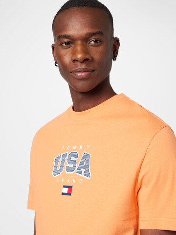 Tommy Jeans T-Shirt 'Classic' in Orange