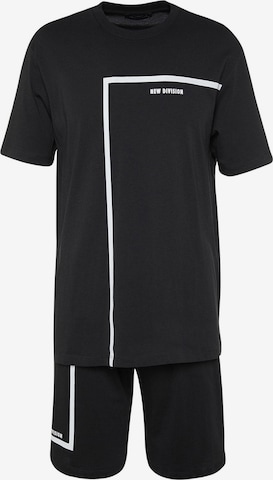 Trendyol Lyhyt pyjama värissä musta: etupuoli