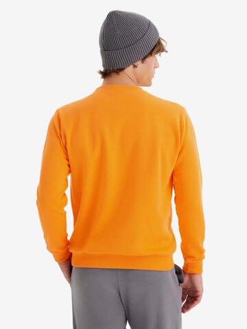 WESTMARK LONDON Sweatshirt 'Destination' in Oranje