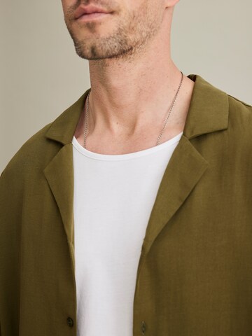 DAN FOX APPAREL Regular Fit Skjorte i grøn