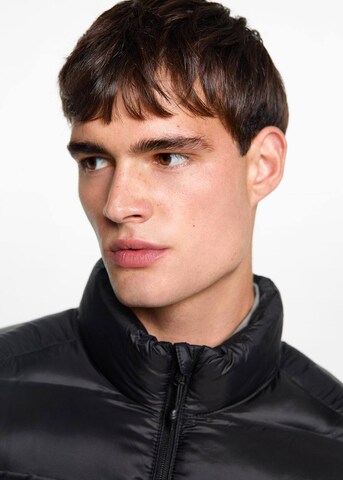 MANGO TEEN Winterjacke in Schwarz