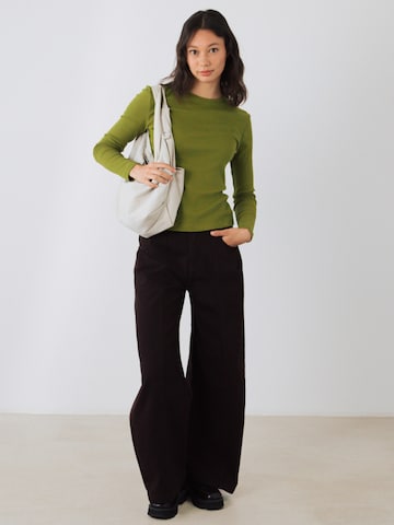 Honest Basics Shirt 'Long Rib' in Groen