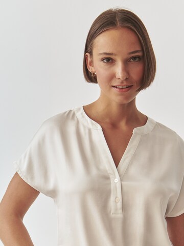 Camicia da donna di TATUUM in bianco