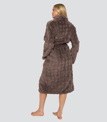 Loungeable Dressing Gown in Brown