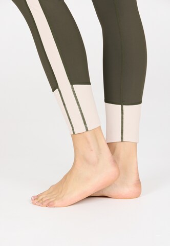 Athlecia Skinny Tights 'Aspasia' in Braun