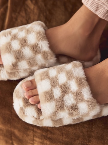 Next Тапки в Бежевый