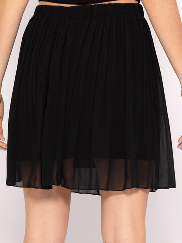 SASSYCLASSY Skirt in Black