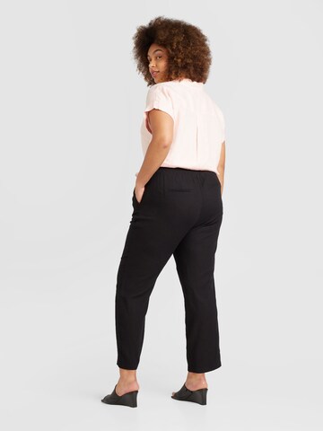 Vero Moda Curve Szabványos Élére vasalt nadrágok 'VMJESMILO' - fekete