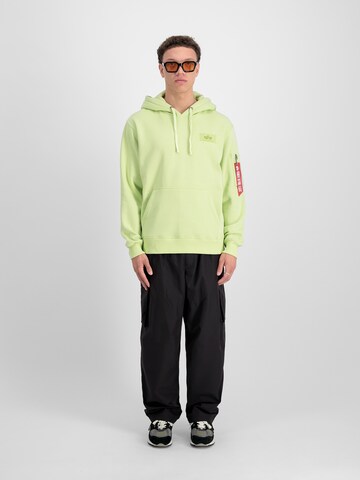 ALPHA INDUSTRIES Sweatshirt in Groen