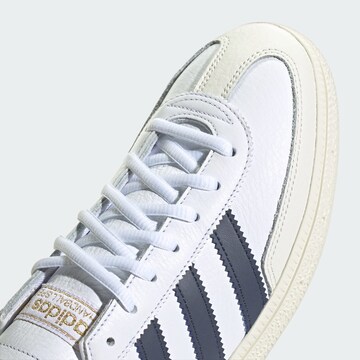 Baskets basses 'Handball Spezial' ADIDAS ORIGINALS en blanc