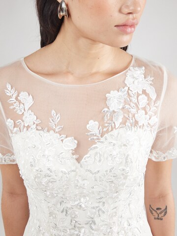 Rochie de seară de la Unique pe alb