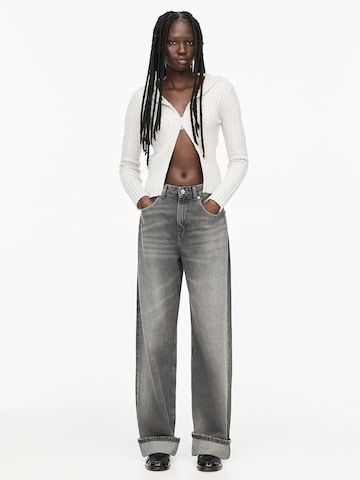 Pull&Bear Regular Jeans in Grey