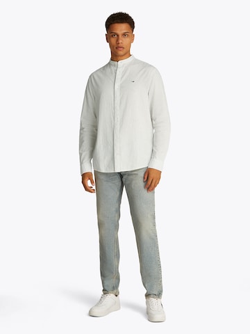 Tommy Jeans Regular Fit Hemd in Weiß