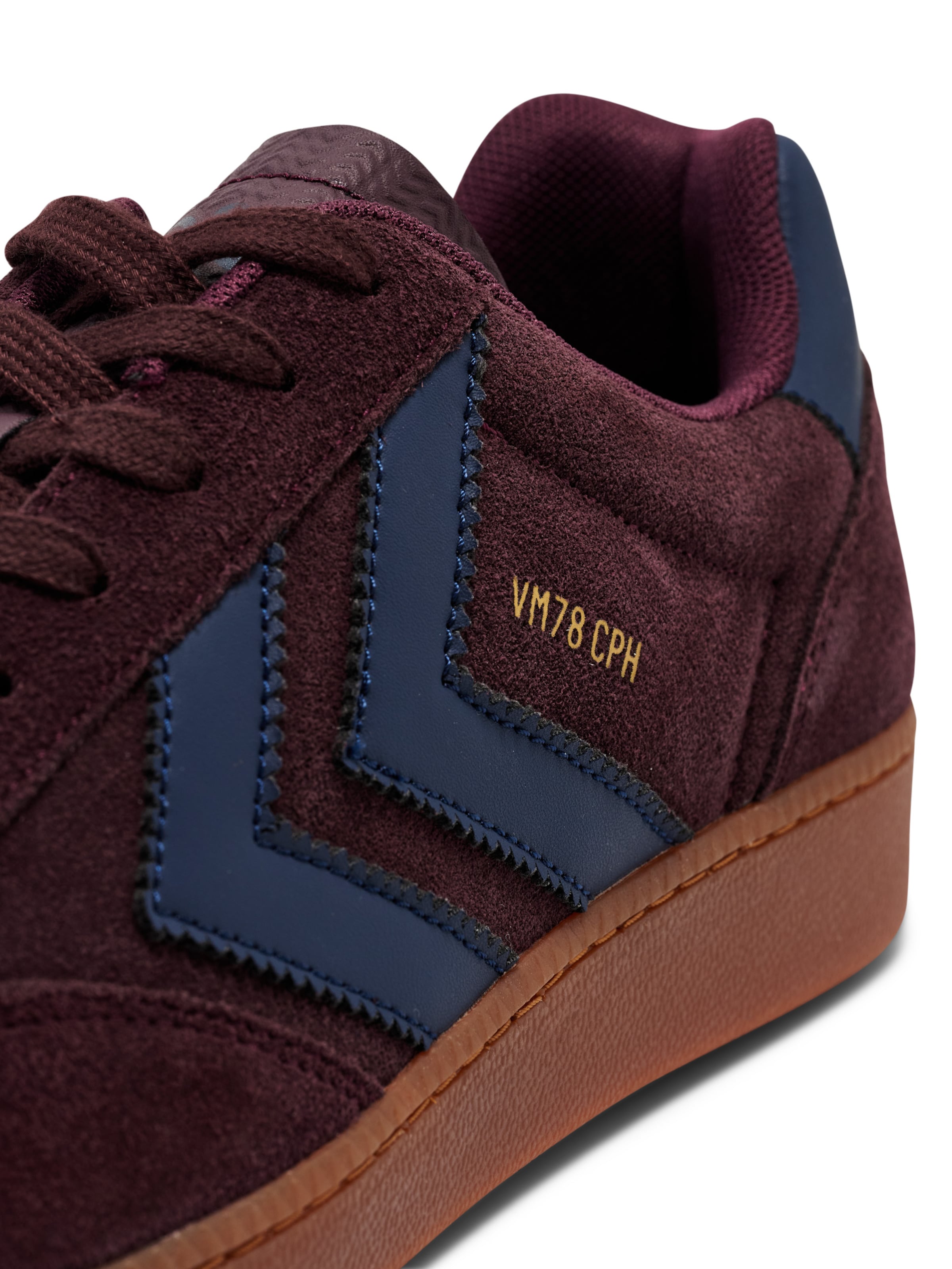 Sneaker bassa di Hummel in rosso