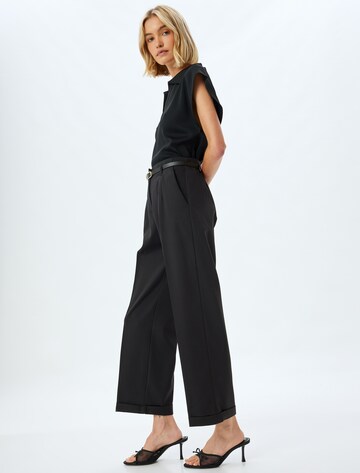 Koton Wide leg Trousers with creases in Black