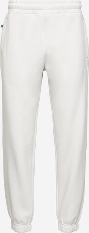Bless my Demons exclusive for ABOUT YOU - Tapered Pantalón 'STRATUS' en blanco: frente